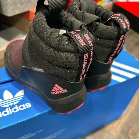 Adidas winter booties - Picture 1 of 4